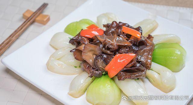 木耳炒白菜，享受健康美味的家常菜