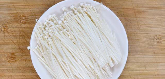 夏天少吃猪肉多吃它，低脂高蛋白，蒸一蒸就上桌，营养好吃又解馋