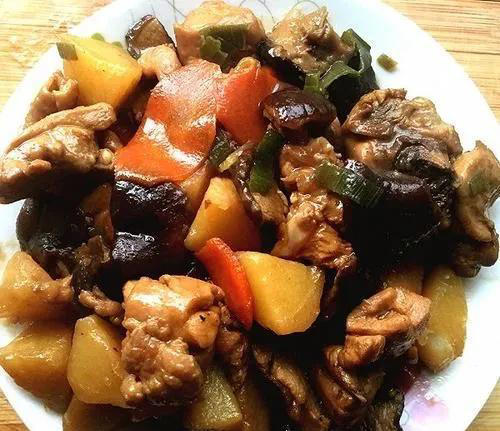 脾胃不好不用愁，夏天多吃这8道菜，健胃祛湿，肠胃越吃越健康