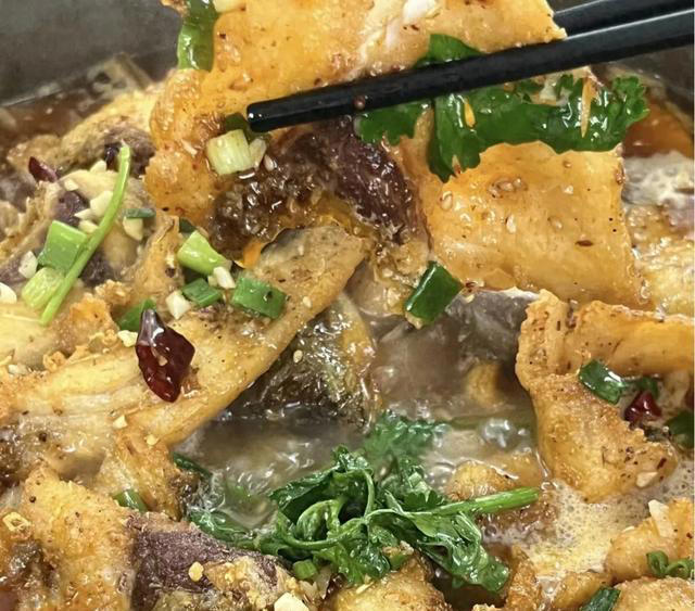 入夏后，少吃鸡肉和牛肉，多吃这3种肉！腿脚有劲，精神足身体棒