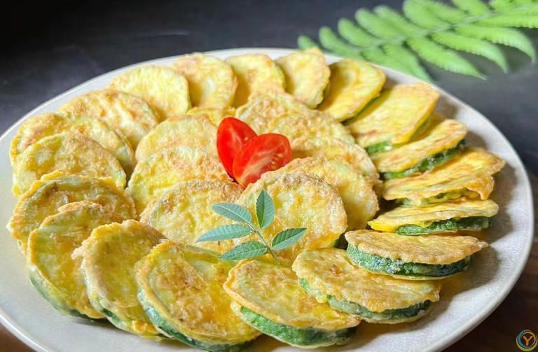 夏季这瓜使劲吃，一清热，二消暑，三补水养胃，清甜爽滑，营养高