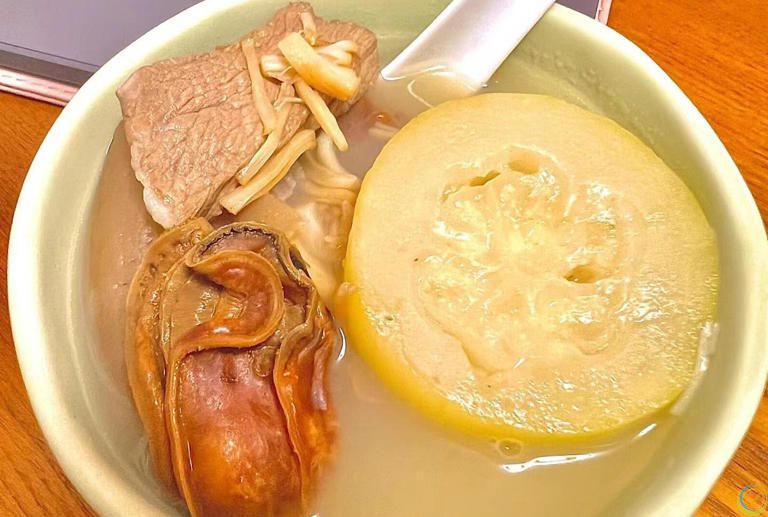 夏季这瓜使劲吃，一清热，二消暑，三补水养胃，清甜爽滑，营养高