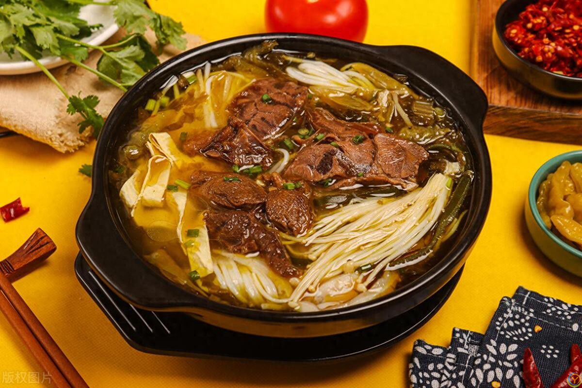 湖南十大名菜，剁椒鱼头居然排到了最后！