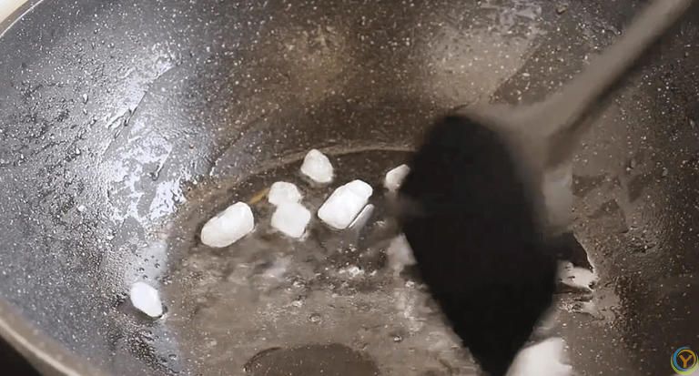 五花肉选这块才最好，简单三步炖出软糯红烧肉，你家做法行吗？