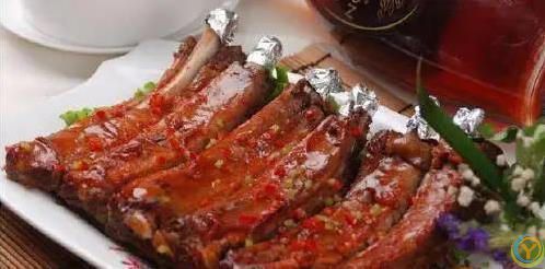 排骨这样做，外酥里嫩超好吃，不焯水也能香翻全家？