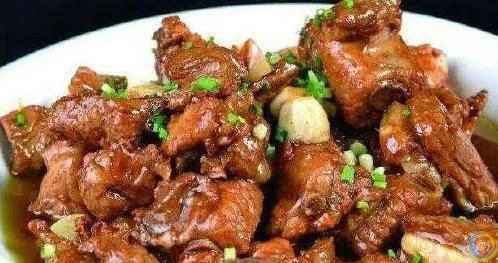 排骨这样做，外酥里嫩超好吃，不焯水也能香翻全家？