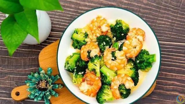 家常菜也能成大厨？4道菜学会全家夸，做法简单味道绝