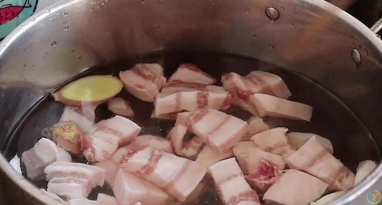 五花肉选这块才最好，简单三步炖出软糯红烧肉，你家做法行吗？