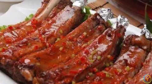 排骨这样做，外酥里嫩超好吃，不焯水也能香翻全家？