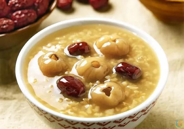 入夏后，八道肝脏喜欢的荤素菜要常吃，排毒养颜，强身健体少生病