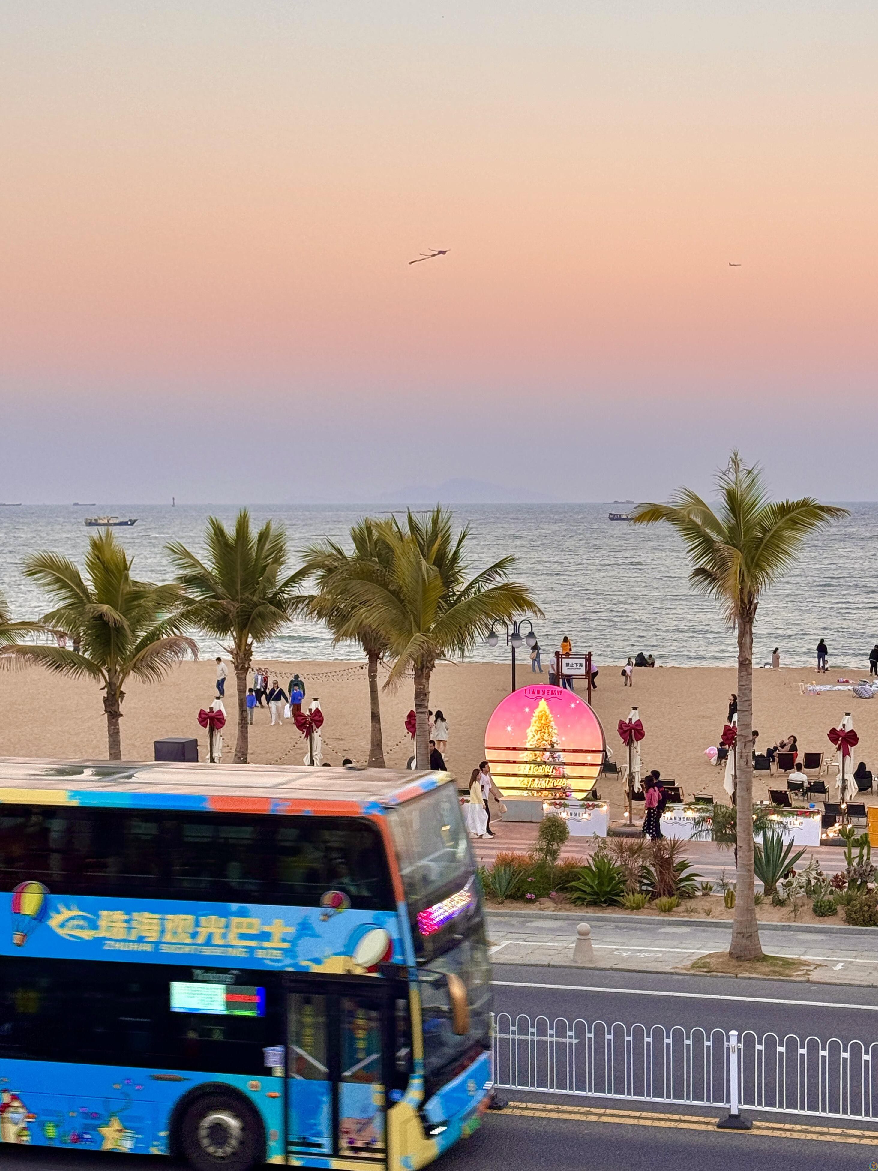 高铁直达，五一假期来珠海！非常听劝！