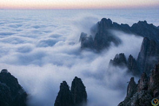 DeepSeek评出国内最值得去的十大景点，九寨沟第3，三峡无缘上榜