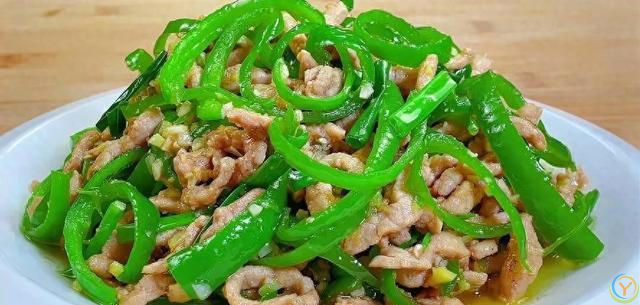 百病不离肝，建议中老年人，夏天常吃这8菜，降肝火助睡眠