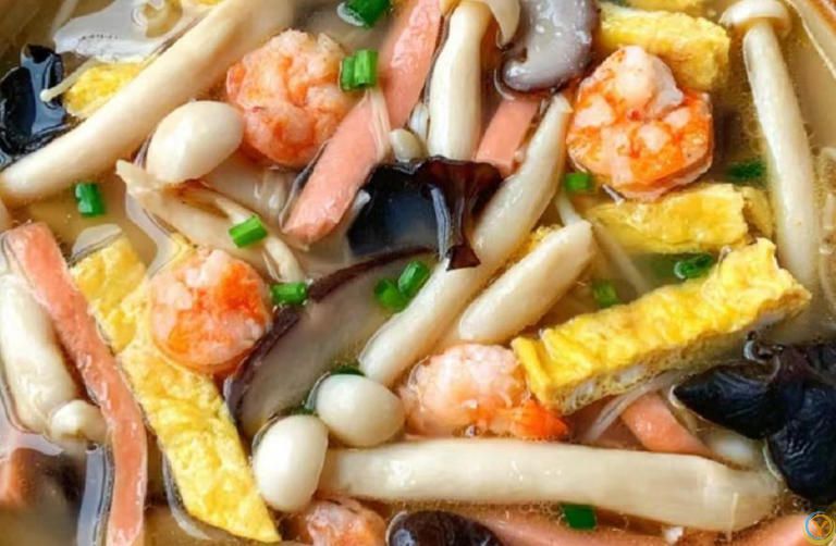 夏天出汗多，建议多吃八道碱性菜，维持酸碱平衡，提升精力过夏天