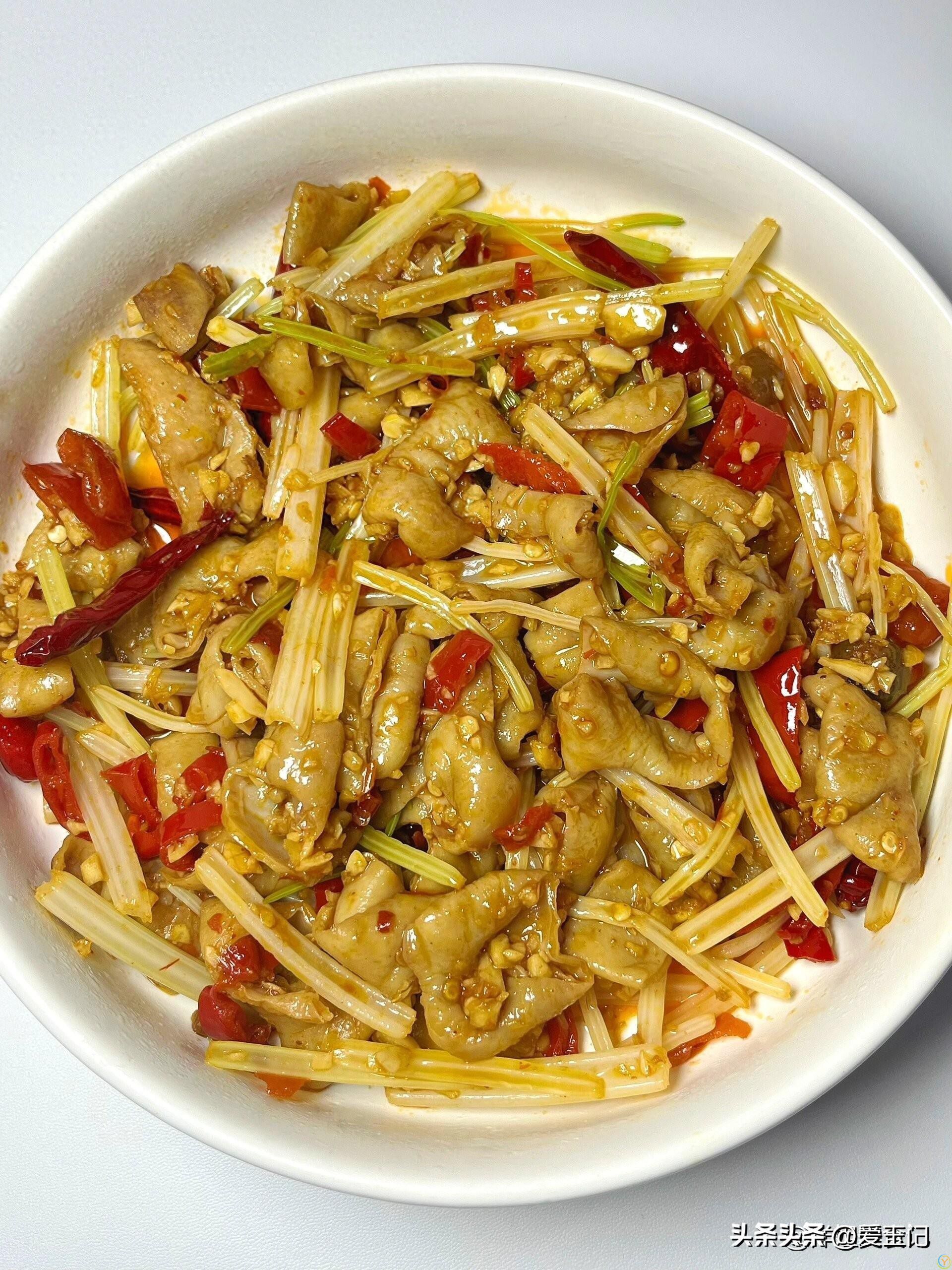 不愧是被央视点名的下饭菜，连下三碗饭，太香了