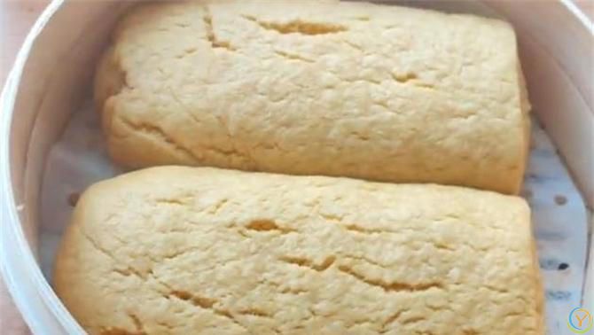 玉米面新吃法，不用一滴水，不烫面，简单一做，个个酥脆掉渣