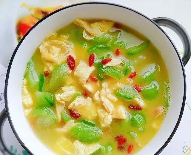 夏天出汗多，多喝这种汤，汤汁浓郁，味道鲜美，清淡不油腻！