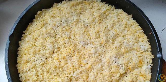 剩饭别扔，烙成香脆锅巴，泡汤吃全家抢疯了