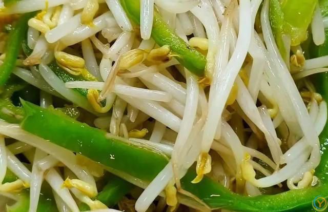 夏天可以不吃肉，但一定要吃八样当季蔬菜，开胃不上火，提高免疫