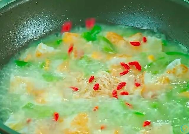 夏天出汗多，多喝这种汤，汤汁浓郁，味道鲜美，清淡不油腻！