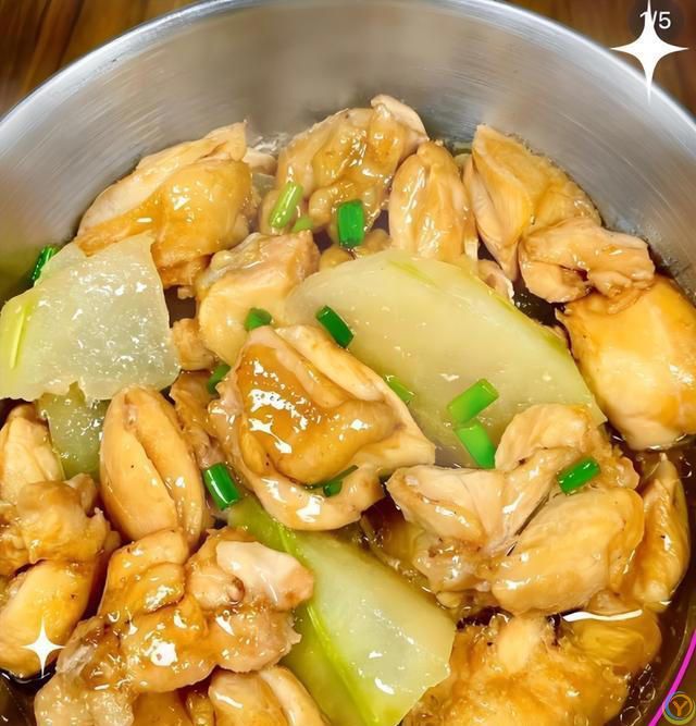 夏季少吃油腻！这4道蒸菜最养人，清爽无油烟，肠胃没负担