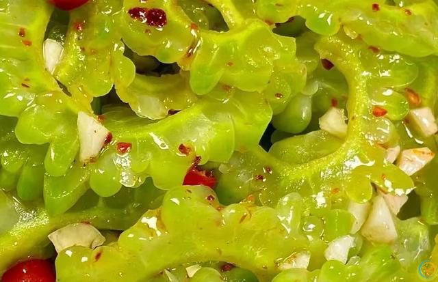 夏天可以不吃肉，但一定要吃八样当季蔬菜，开胃不上火，提高免疫