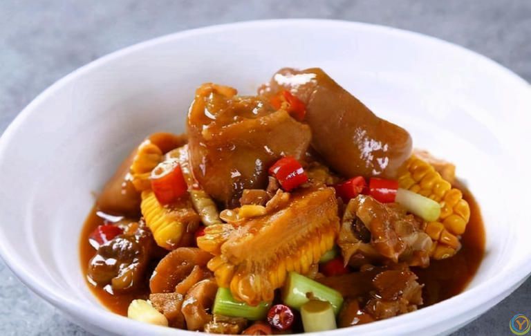 27款菜品推荐：蘑菇炒鸡丁、酱香爆炒肉、胡萝卜炒鸡蛋