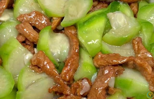 六月，八道美食使劲吃，一补蛋白质，二补维生素，营养搭配味道好