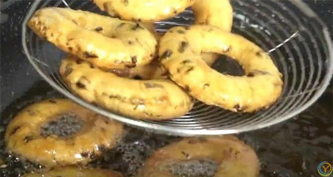 韭菜教你新做法，不蒸包子不烙饼，大刀一切， 比肉都好吃