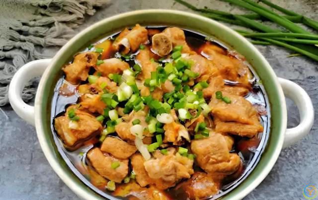 夏季少吃油腻！这4道蒸菜最养人，清爽无油烟，肠胃没负担