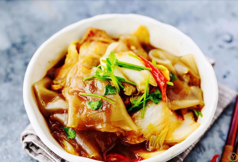 27款菜品推荐：蘑菇炒鸡丁、酱香爆炒肉、胡萝卜炒鸡蛋