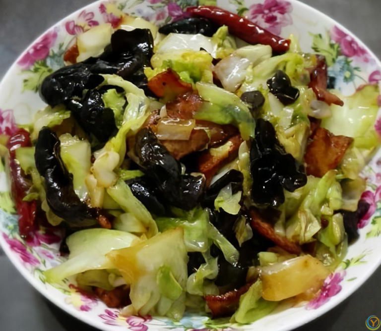 25款好吃菜品推荐：老鸭炖茄子、豆皮炒白菜等