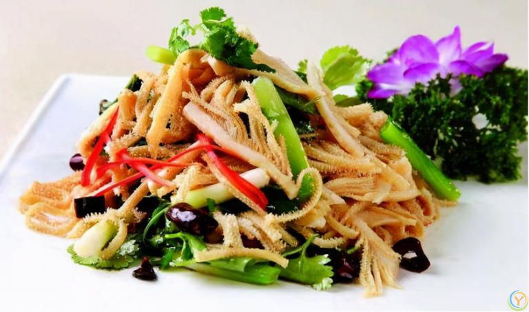 25款好吃菜品推荐：老鸭炖茄子、豆皮炒白菜等