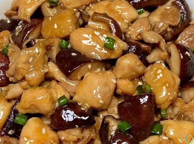 一不放生抽、二不放蚝油、三不放鸡精的9种清淡家常菜的做法。