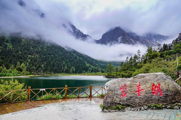 川西必去景点推荐，秘境川西最值得去的9大好玩景点，看看你去过几个？