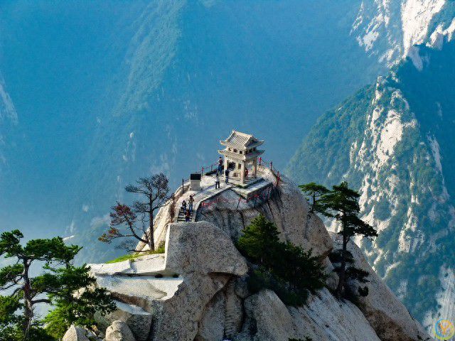 中国四座&ldquo;难爬&rdquo;名山：60岁以上尽量不要去挑战！