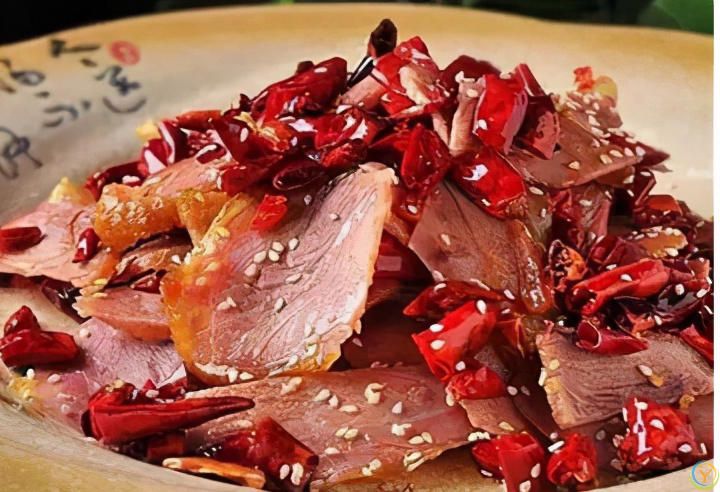 25款好吃菜品推荐：老鸭炖茄子、豆皮炒白菜等