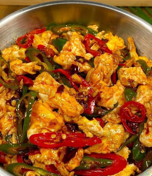 这几个菜，我家已经连着吃好几天，太香了，快试试吧！