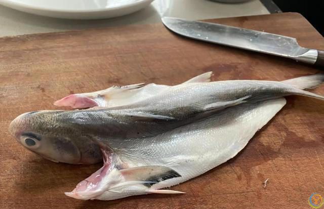 清蒸鱼到底蒸多久？很多人不懂，难怪鱼肉不鲜了，教你正确做法