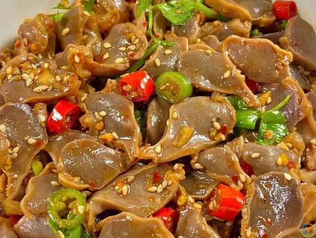 一不放生抽、二不放蚝油、三不放鸡精的9种清淡家常菜的做法。