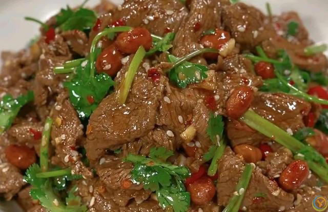 这10道凉拌菜，学会了做给家人吃，清爽又解腻，抚平燥热真舒坦！