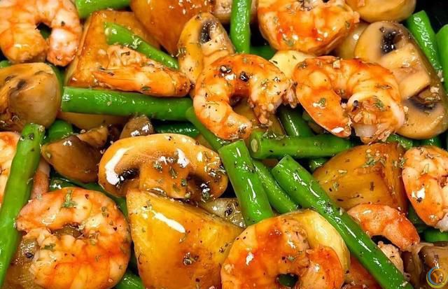 盛夏时节，八道开胃菜要常吃，开胃解腻味道好，维生素蛋白双补