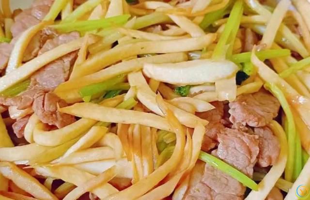 盛夏时节，八道开胃菜要常吃，开胃解腻味道好，维生素蛋白双补