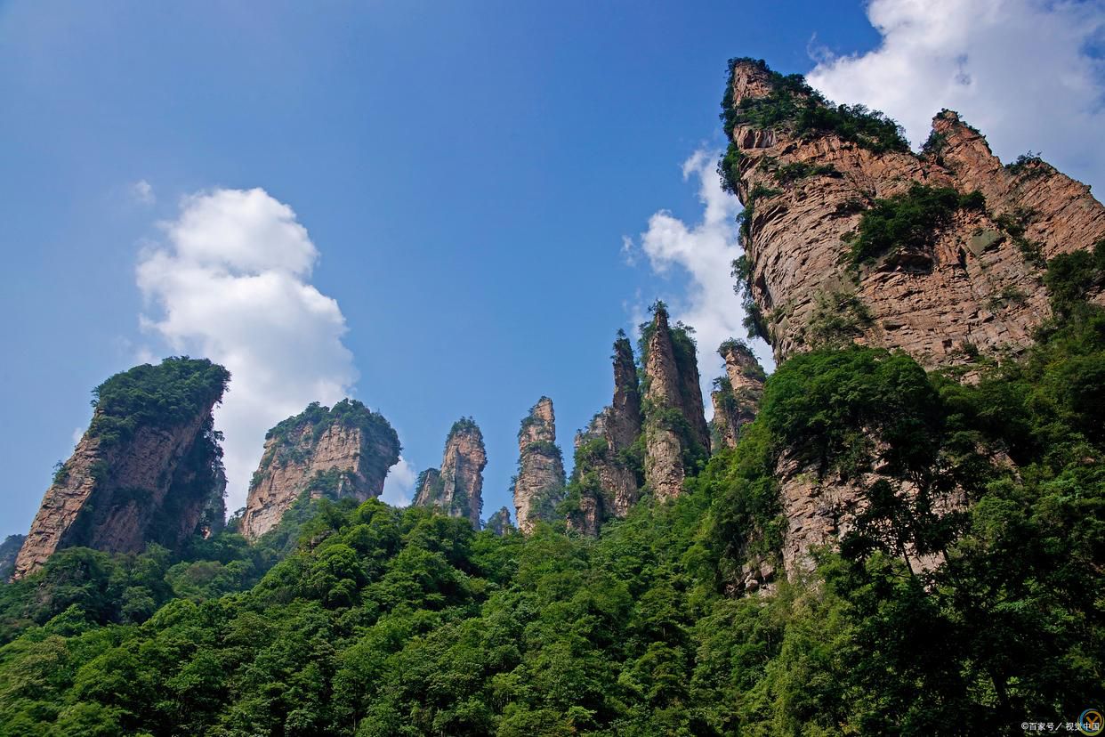 走进张家界：邂逅山水间的诗意与神秘