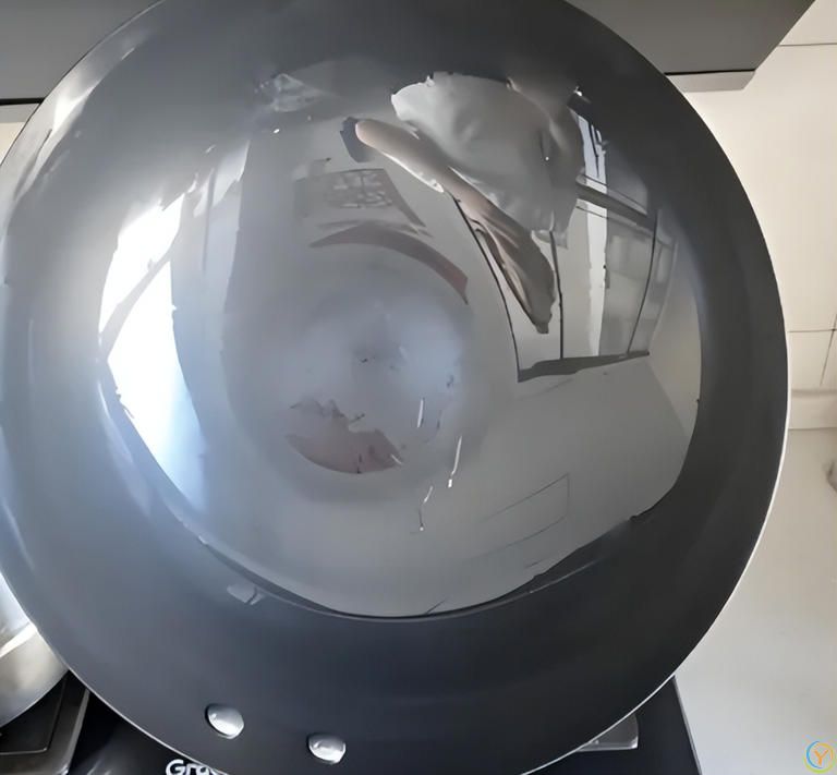 为什么炒完菜的锅别用冷水冲？多亏内行人提醒，很多人都做错了