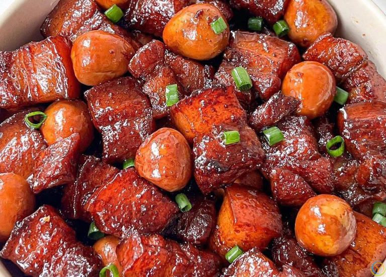 五花肉软糯入味，金针菇酸辣过瘾，5道家常菜让你吃到停不下来