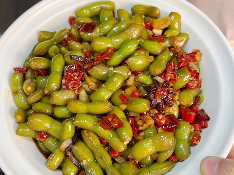 五花肉软糯入味，金针菇酸辣过瘾，5道家常菜让你吃到停不下来