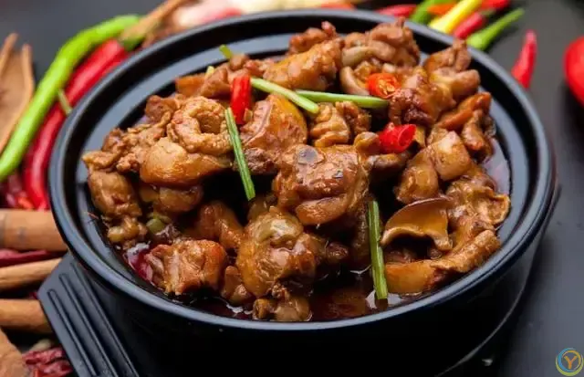 不管鸡肉怎么炖，一只鸡放5克它，鸡肉软烂又入味，好吃肉不柴