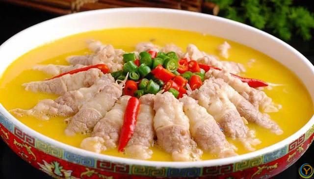 酸汤肥牛怎么做好吃又简单，酸汤肥牛的家常做法大全