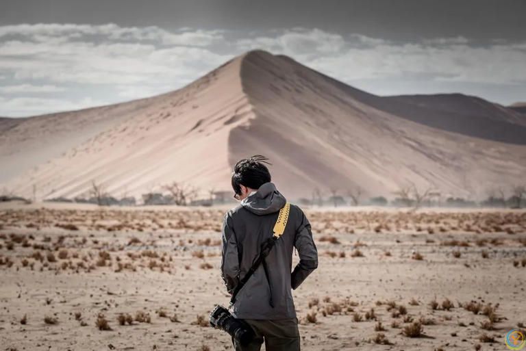 在单位：不说三话，不透三底，不帮三忙，不交三人